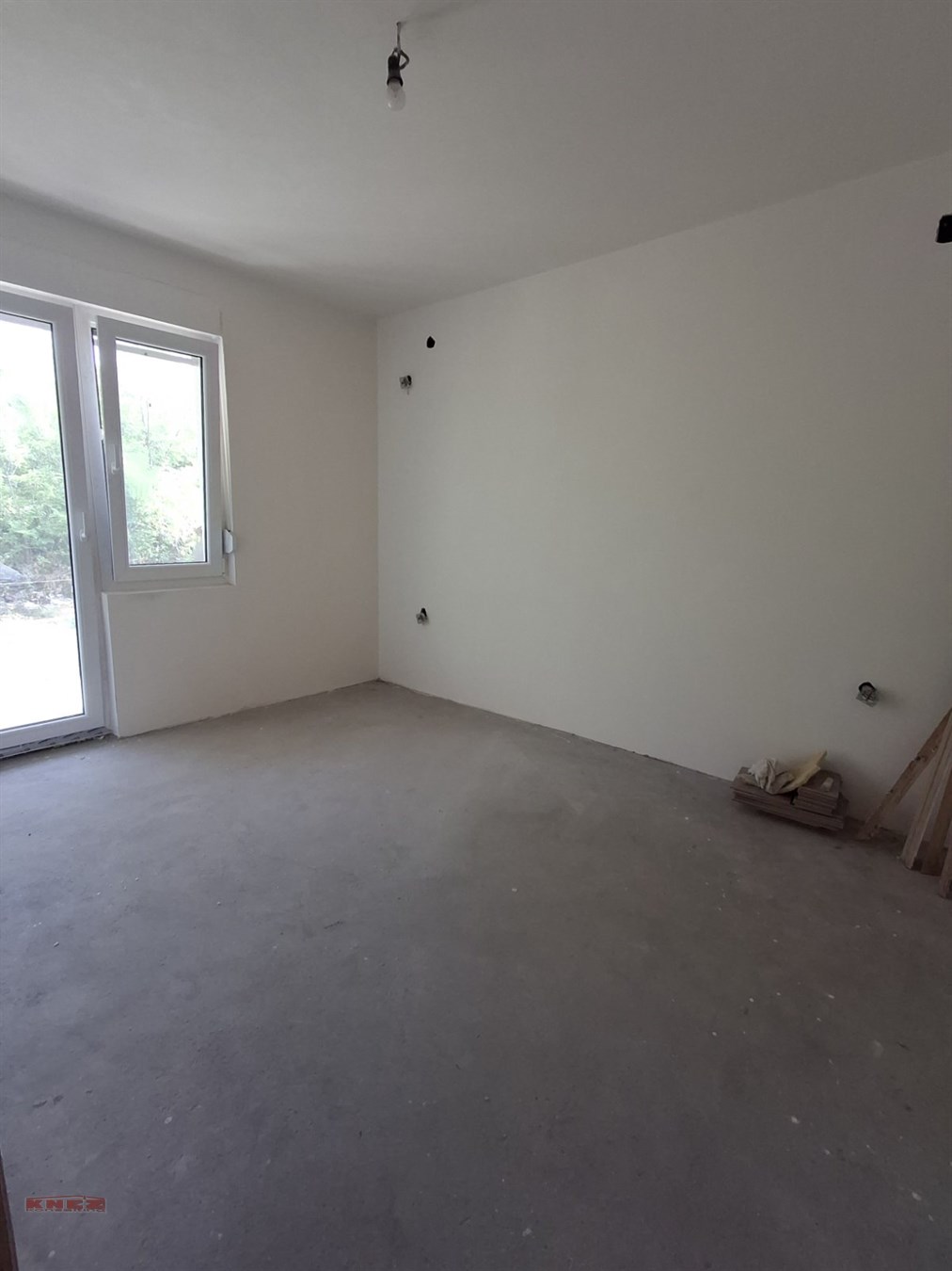 stanovi   Beograd okolina  Grocka okolina    KALUĐERICA-OKRETNICA AUTOBUSA 309